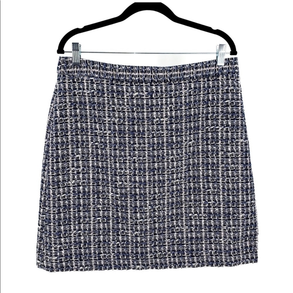 Ann Taylor black and blue Tweed skirt